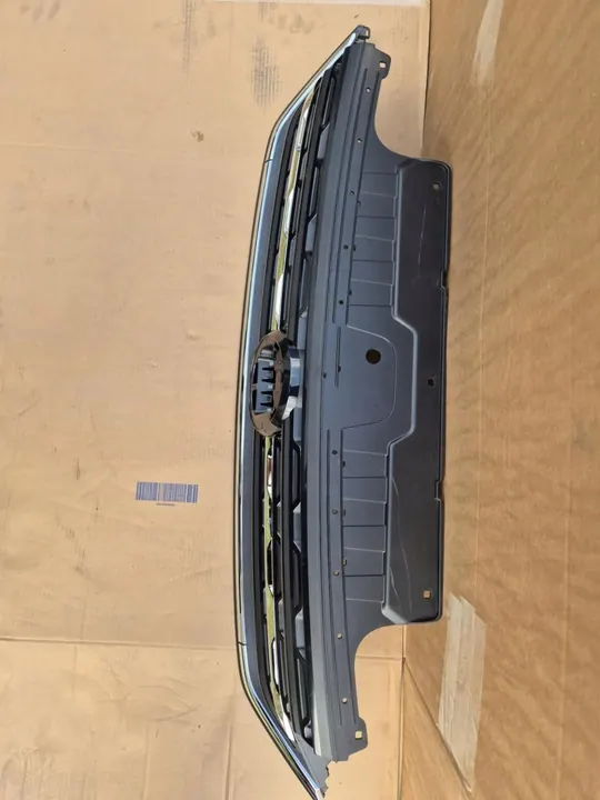 VW T-Cross Grill 2GM853651D image 5