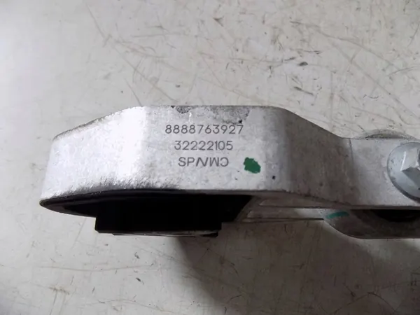 VOLVO XC40 2.0 T5 Vaihteiston Tuki 32222100 32222105 image 3