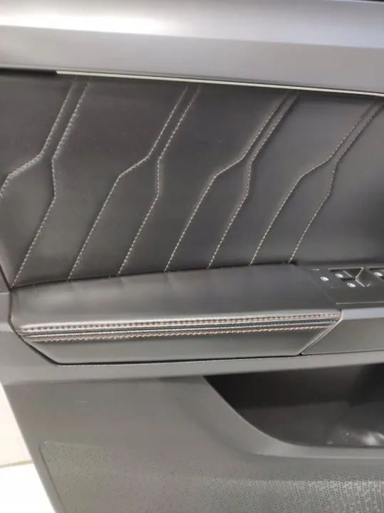 Panneau de porte gauche avant CQJ312 Cupra Formentor image 5