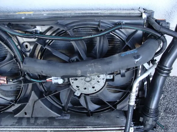 Kylarrubrik Laguna III 2.0 DCI image 9