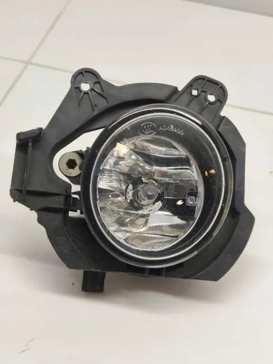 BMW X5 F15 Halogen Strålkastare Höger OEM 7374146 image 3