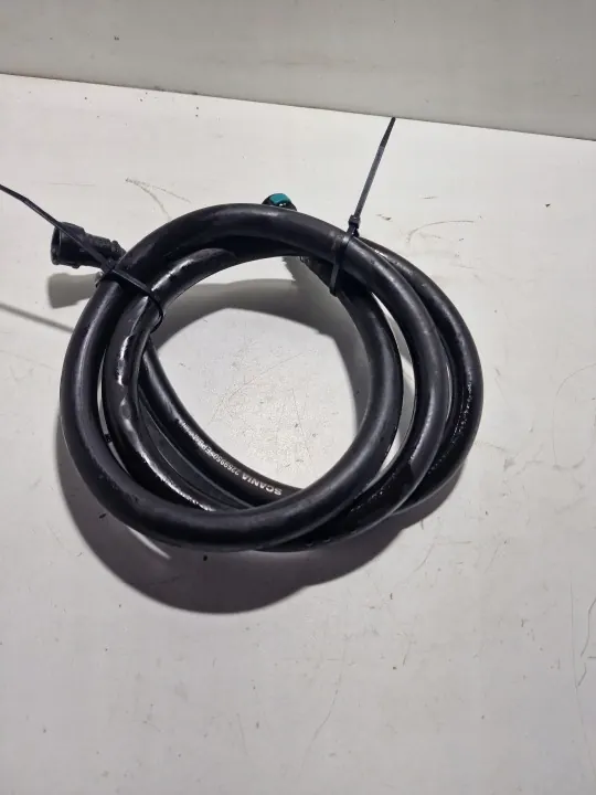 AdBlue-pomp-verwarmingsleiding OEM 2259950 Scania R image 2