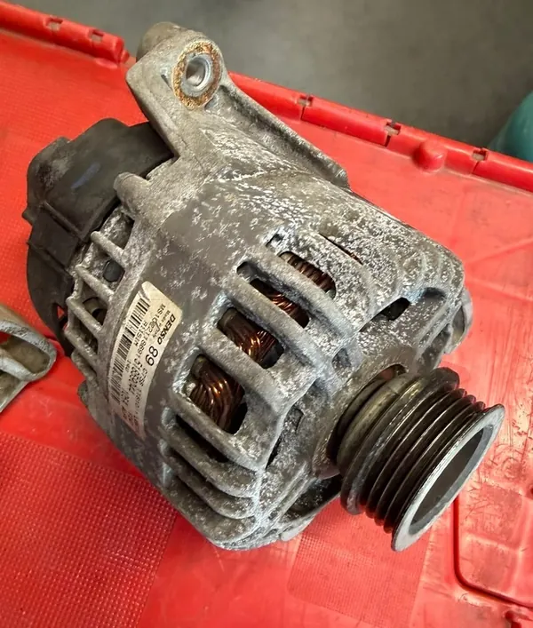 FIAT Grande Punto Evo Alternator 105A image 2