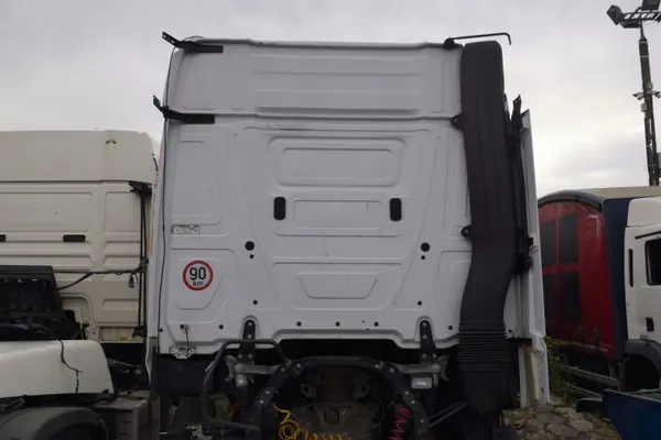 Komplette Kabine Mercedes Actros MP4 Euro 6 - Gebraucht image 4