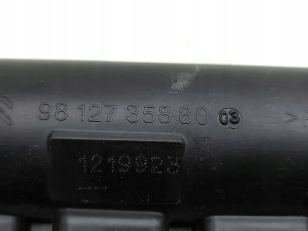 Peugeot 208 2023 Intercooler-Schlauch image 5