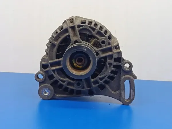 SKODA FABIA I 6Y 1.4 16V Vaihtovirtageneraattori BOSCH 0124315007 image 2
