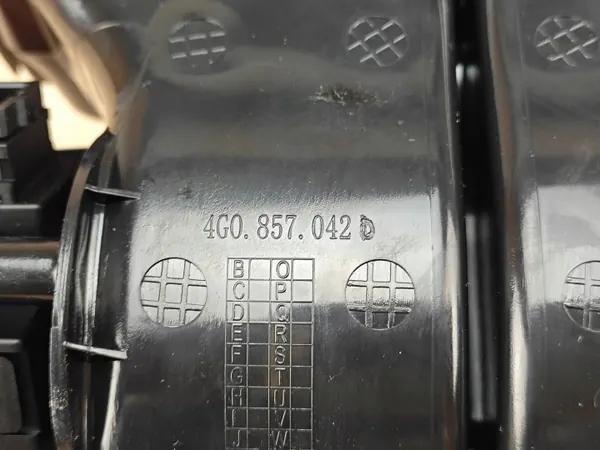 Conduit d'air OEM 4G0857042D pour Audi A6 C7 image 5