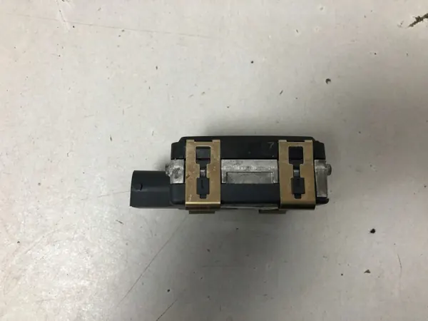 Främre långdistansradarsensor OEM 66315A592D7 BMW i4 image 4