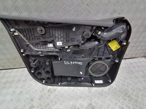 Painel da porta dianteira direita DS3 Crossback 98207797AC image 4