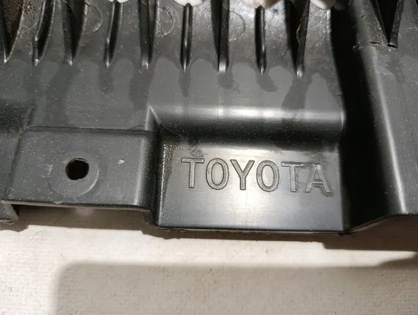 Framstötfångarplåt Toyota Auris 1 06-12 52618-02010 image 5