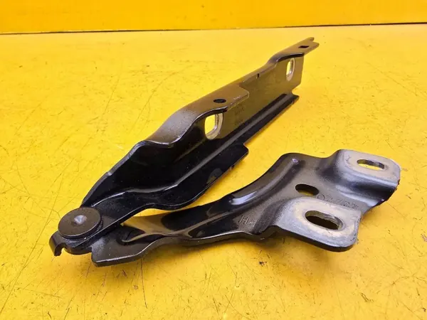 Dobradiças capô Audi A1 2023 OEM 82A823302 image 3