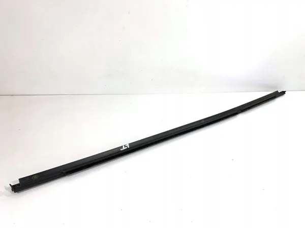 Achter schraper links OEM LORK-2319-139250 Skoda Octavia IV image 3