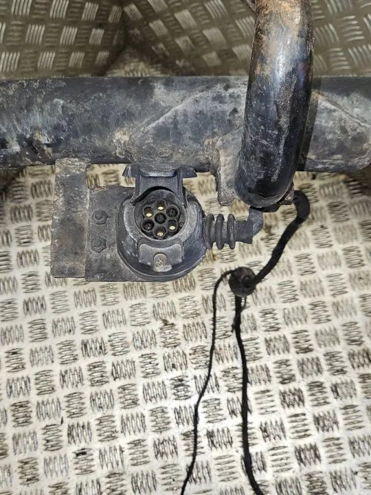 Ford Galaxy 1999 Trekhaakset OEM ESH7959 image 4