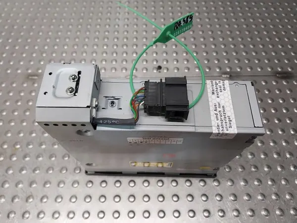 Lecteur CD OEM 8E0035111D pour Audi A4/A3/TT image 3