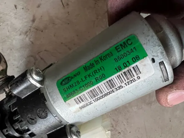 Motor de asiento OEM 88683-C1000 para Kia Optima IV 15-20 image 3