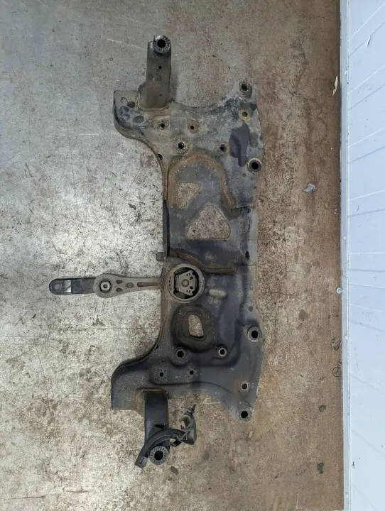 OEM 5C0199313N Porte-moteur avant pour VW Beetle image 2
