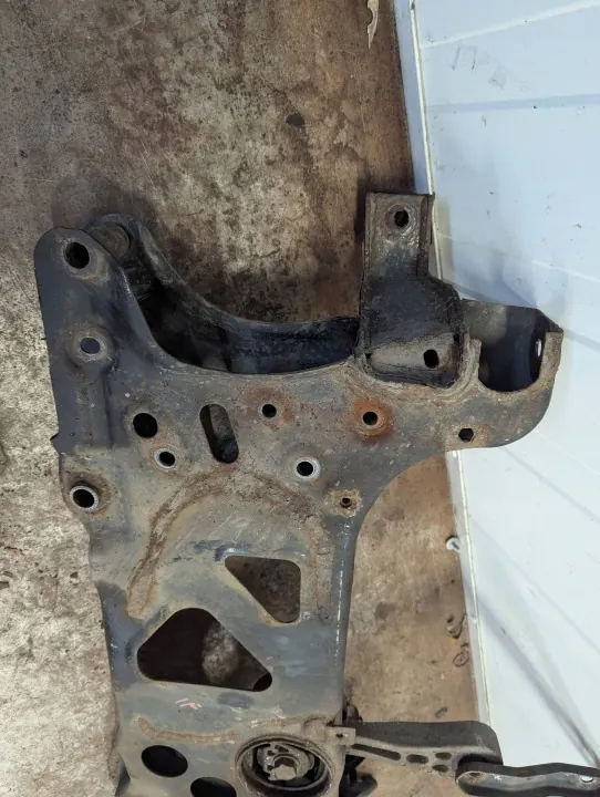 OEM 5C0199313N Porte-moteur avant pour VW Beetle image 5