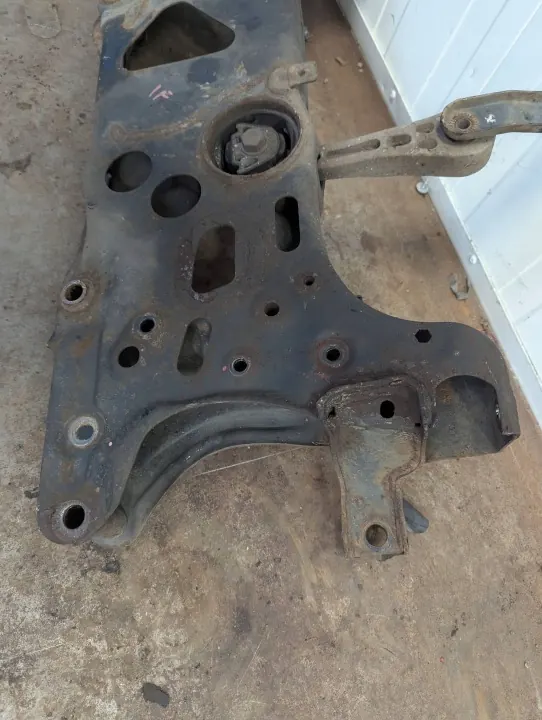 OEM 5C0199313N Porte-moteur avant pour VW Beetle image 6