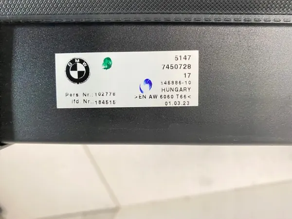 OEM 7450728 BMW G21 Persianas de Maletero Traseras image 4