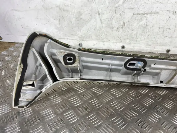 Subaru Forester SJ Spoiler OEM 96031SG000 - Begagnad image 5