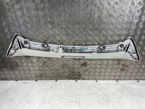 Subaru Forester SJ Spoiler OEM 96031SG000 - Begagnad image 9