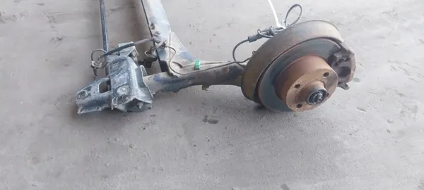 Viga de suspensión trasera OEM 546654 para Audi A4 B7 image 6