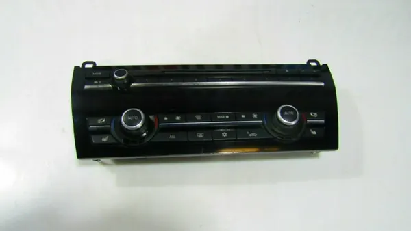 Painel ar condicionado BMW OEM 9241226 - Usado image 4