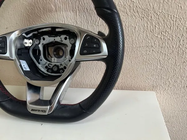 Volant AMG Line OEM A0004606312 pour Mercedes image 3