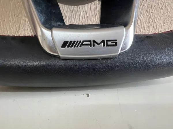 Volant AMG Line OEM A0004606312 pour Mercedes image 4