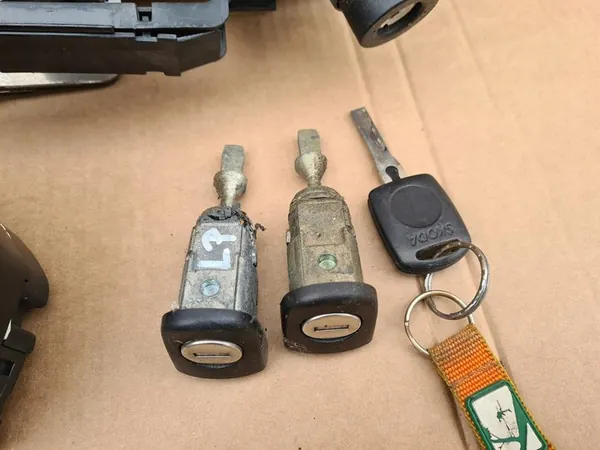 Moottorin ohjausyksikkö Siemens 047906033C image 4