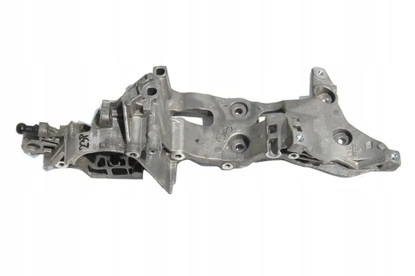Moottorin Kiinnike OEM 04L903143D VW Audi Seat Skoda image 2