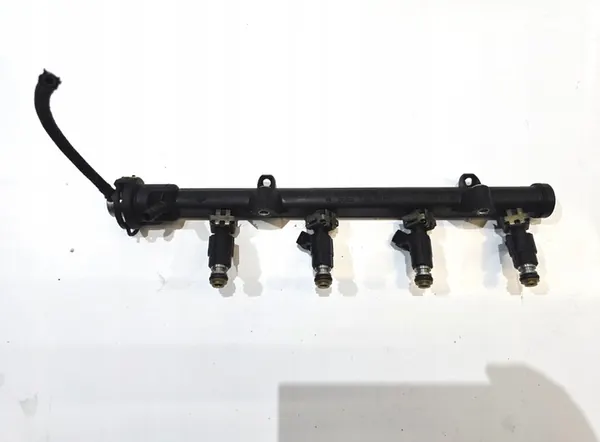 Rampe d'injection VW Polo III 1.4 030906031E image 2