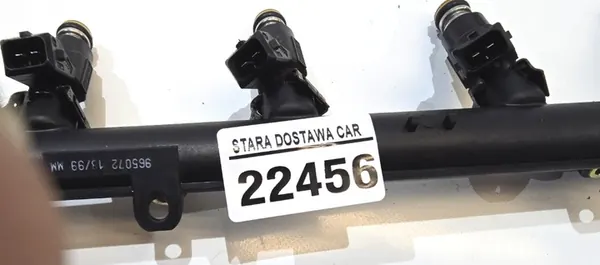 Rampe d'injection VW Polo III 1.4 030906031E image 7