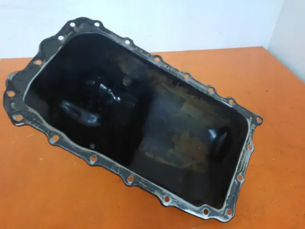 BMW 318 E46 01-06 Oljetank 7504-639 image 6