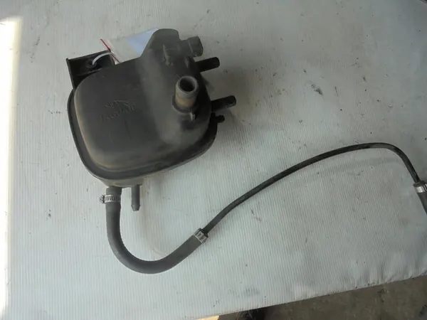 Coolant Expansion Tank Jaguar XK8 Cabrio 4.0 V8 2002 MJD4400AB image 4