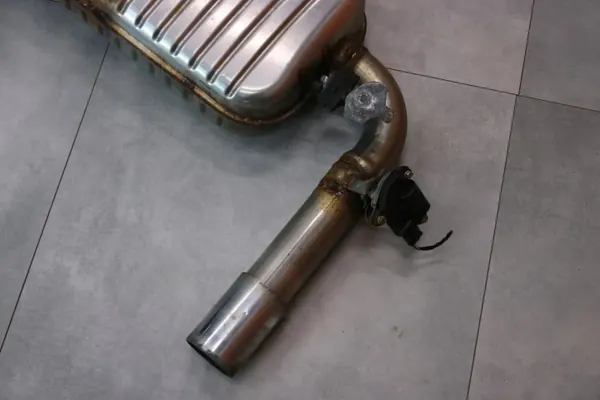 Sistema de Escape BMW OEM 8627195 - Silenciador & Catalizador image 10
