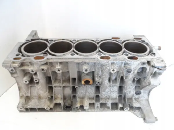 Bloque Motor Volvo OEM 30677776 - 2.5 Turbo image 2