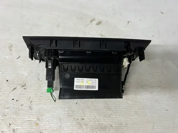 VOLVO XC60 I LIFT 13-17 Grade de Ventilação Interruptor 1302138 image 4