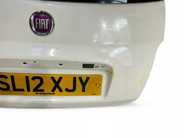 Fiat 500 2012 Takaluukku OEM 52056197 image 6