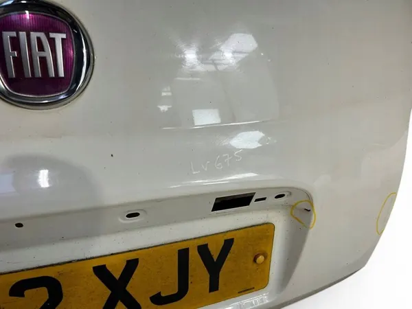 Fiat 500 2012 Takaluukku OEM 52056197 image 7