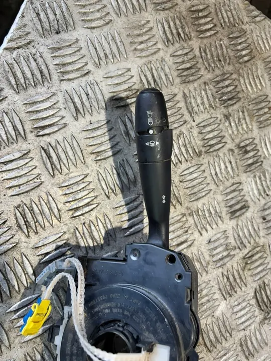 Gecombineerde schakelaar Citroen Berlingo II 98062256XT image 4