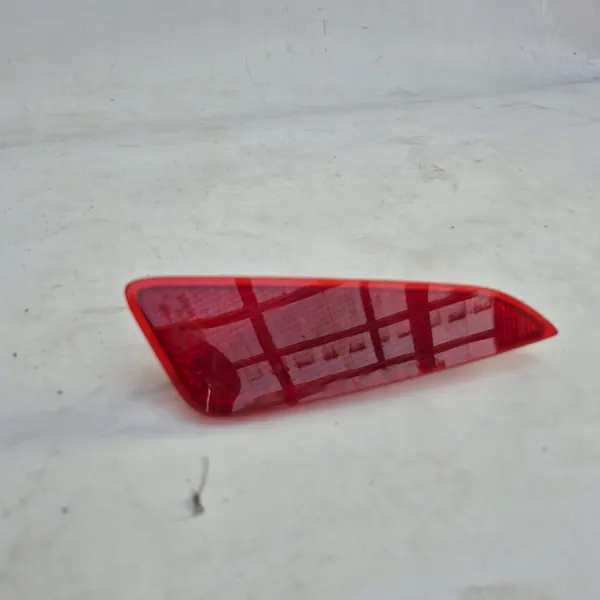 Refletor para-choques traseiro esquerdo OEM 81920-F4010 Toyota image 3