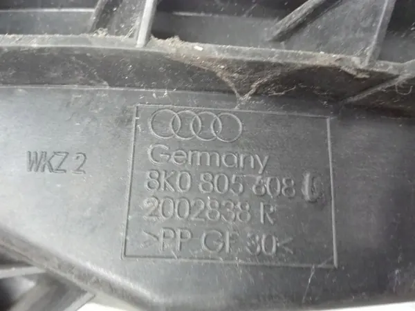 AUDI A4 B8 Höger Strålkastarfäste Glid 8K0805608C image 3