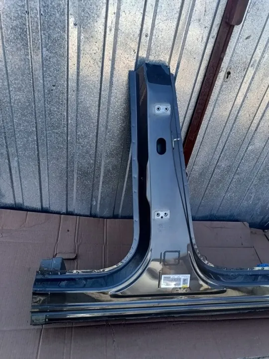 OEM 084711032026 Höger B-stolpe för Peugeot 3008 II image 4