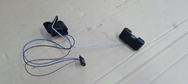 Sensor Nivel Combustible OEM 8K0919673L Audi A5 8T image 2