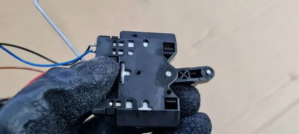Sensor Nivel Combustible OEM 8K0919673L Audi A5 8T image 7