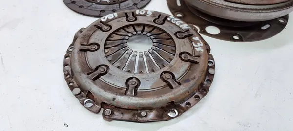 Volante bimassa Audi A4 A5 TFSI 0B1105266N image 4