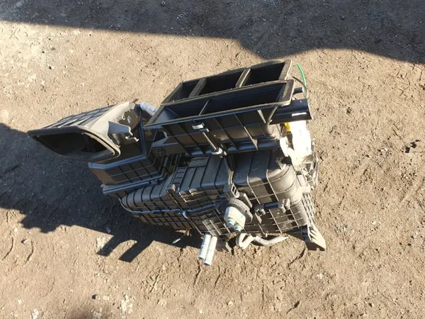 Kia Picanto värmefläktmotor OEM Begagnad image 7