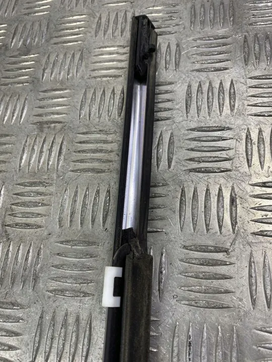 Kia OE FOB26341 Achterruitlijst - Gebruikt image 7