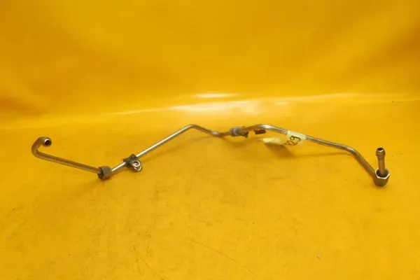 Tubo de óleo turbo VW Golf V Audi Skoda 1.9 TDI image 3